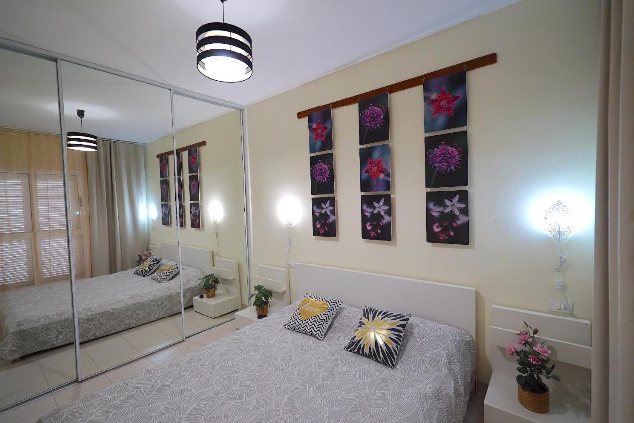 Spacious Apartments In Golf Del Sur San Miguel de Abona Bagian luar foto